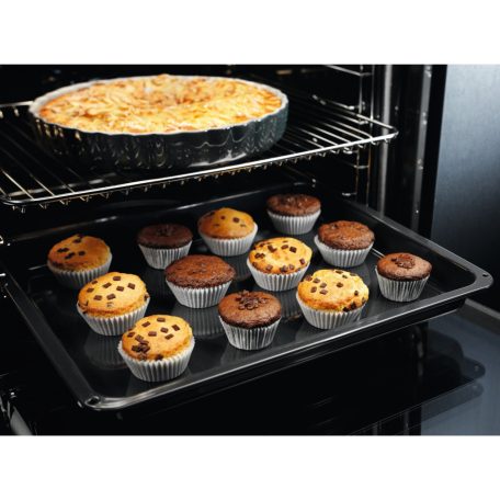 Electrolux EOF5F50BX Beépíthető sütő, katalitikus tisztítás/Aqua Clean