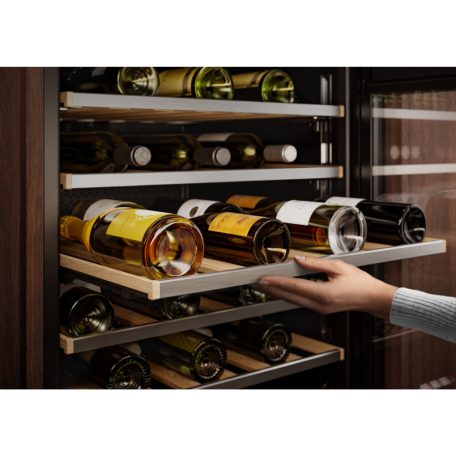 Electrolux KBW6X Beépíthető kompakt borhűtő, 15 palack, 44 cm