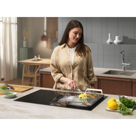 Electrolux KCC83443 indukciós főzőlap beépített páraelszívóval 80 cm - ComboHob