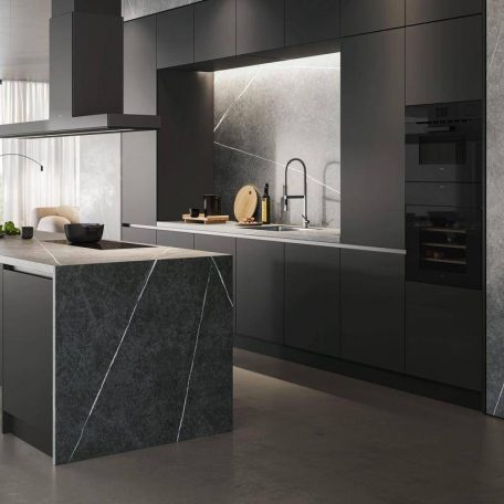 ELICA - Beépíthető borhűtő VERITAS BI24 BL