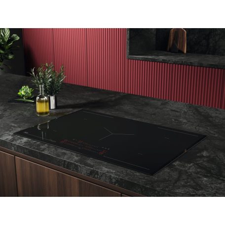 AEG TK85IM00FB beépíthető Indukciós főzőlap, Hob2Hood, 80 cm